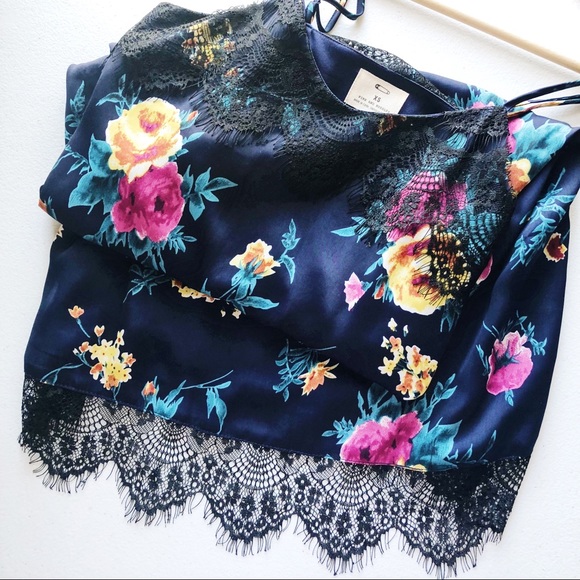 Urban Outfitters floral dress - Picture 6 of 8